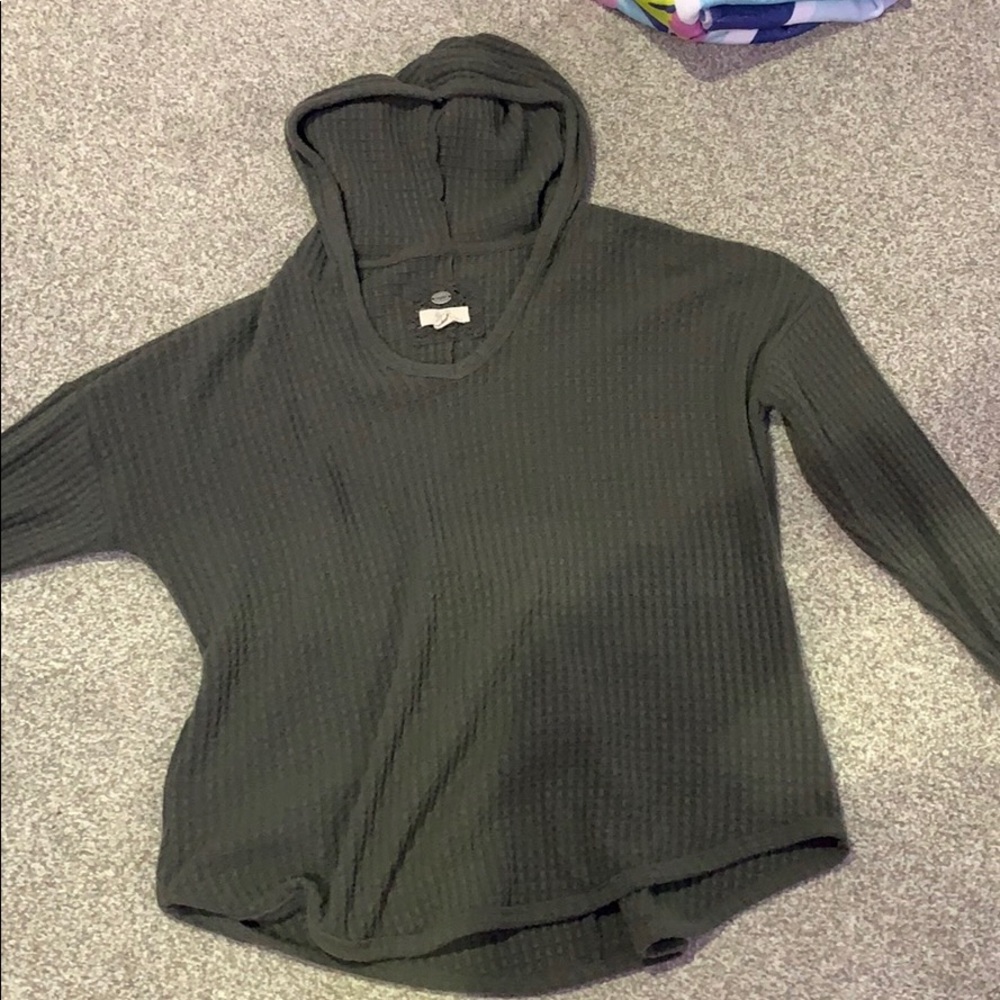 green long sleeve shirt with hoodie